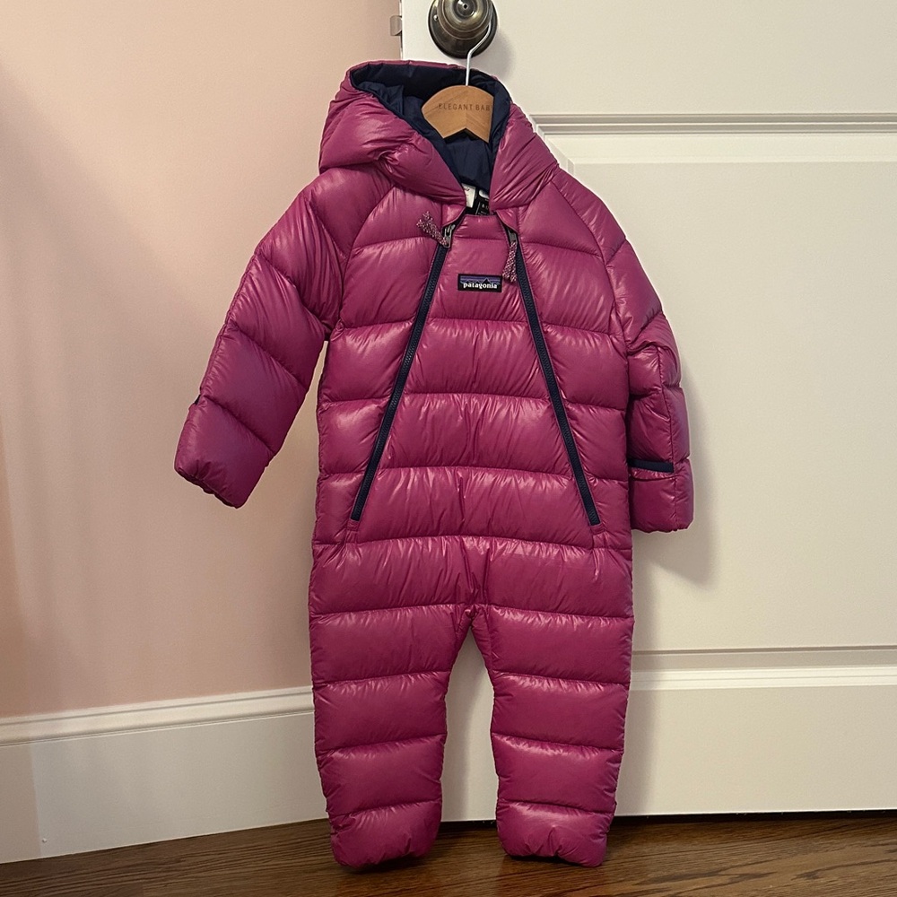 Worn once! Patagonia Infant Ho-Loft Down Sweater Bunting (snowsuit)